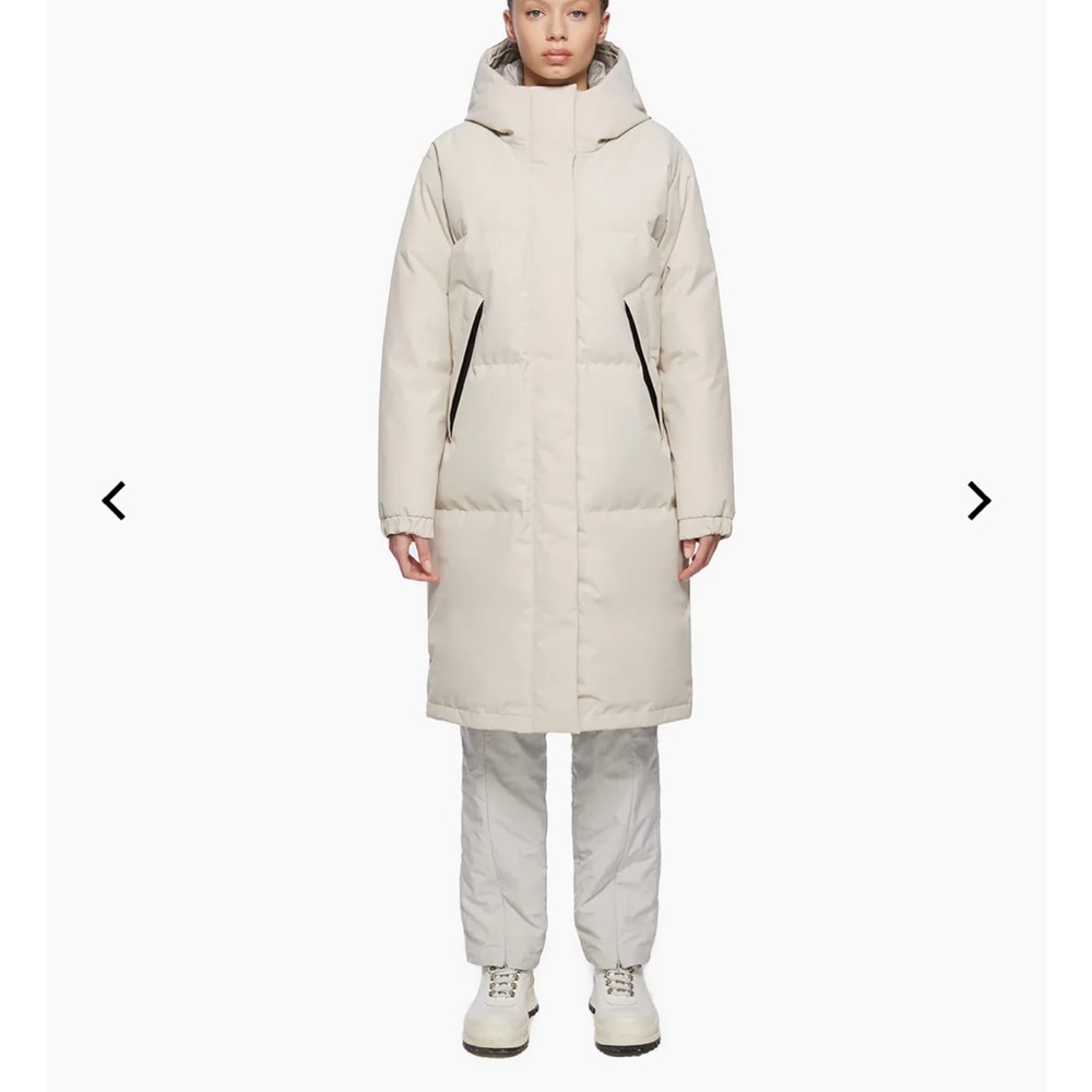 QUARTZ Ines hooded down winter jacket